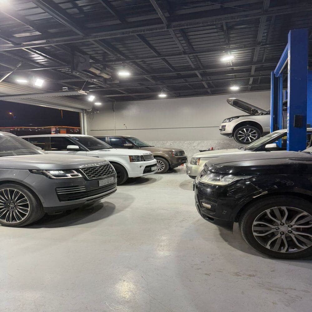 Rangespeedksa.com-workshops-land-rover-range-rover-jaguar-repair-and-maintenance-and-spare-parts-in-riyadh-saudi-arabia-_ورشة-رنج
