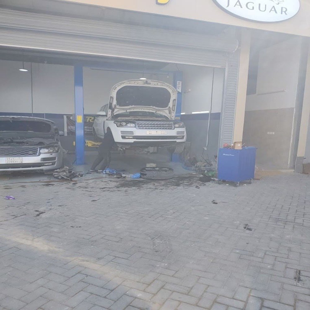 Rangespeedksa.com-workshops-land-rover-range-rover-jaguar-repair-and-maintenance-and-spare-parts-in-riyadh-ورشة رنج